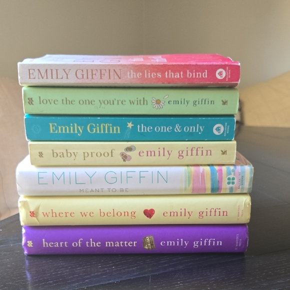 Other - Emily Giffin Book Collection